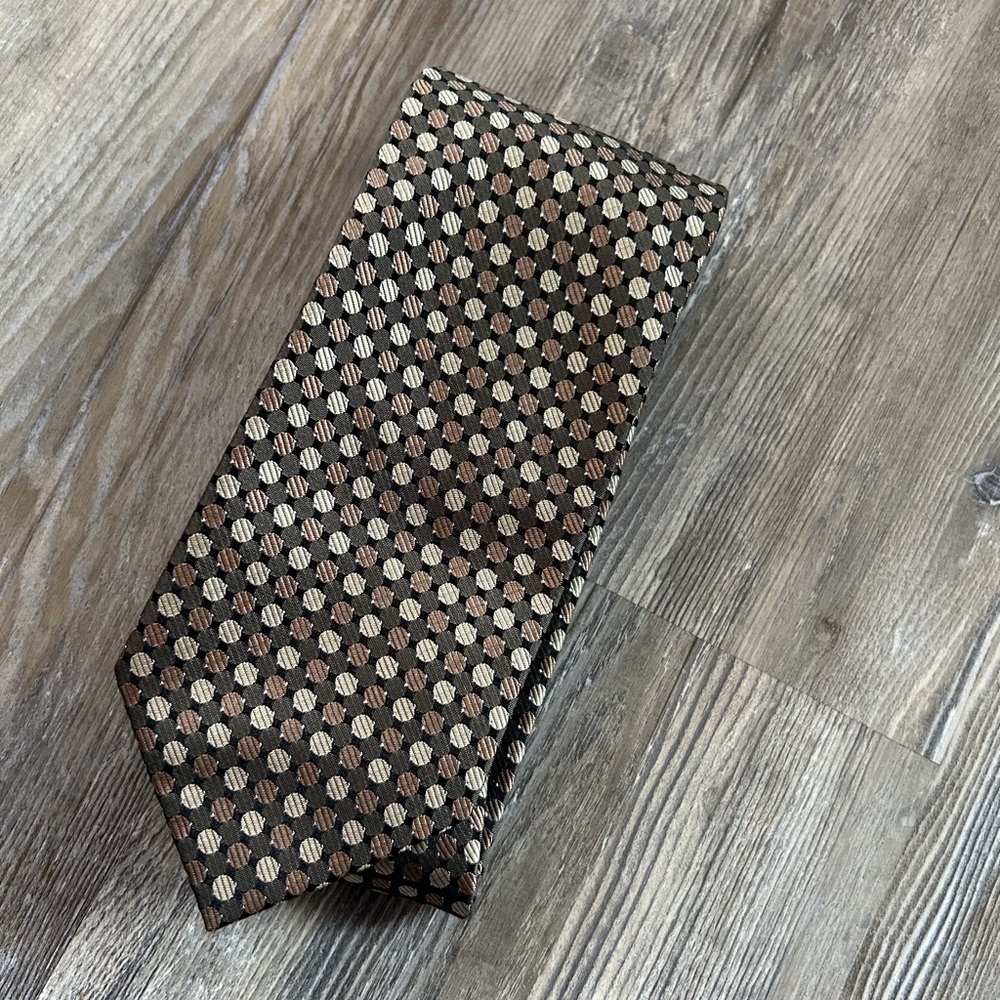 Ferucci Men’s Necktie Brown and Cream dot silk and rayon tie